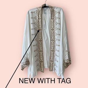 🆕 Chico’s embroidered edge short kimono (alabaster) *NWT